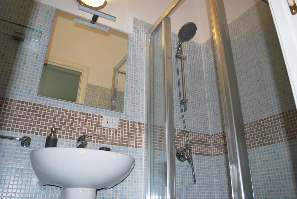 Bed and Breakfast San Peter'S Corner Рим Номер фото